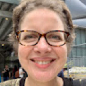 Meet your Posher, Bobbi